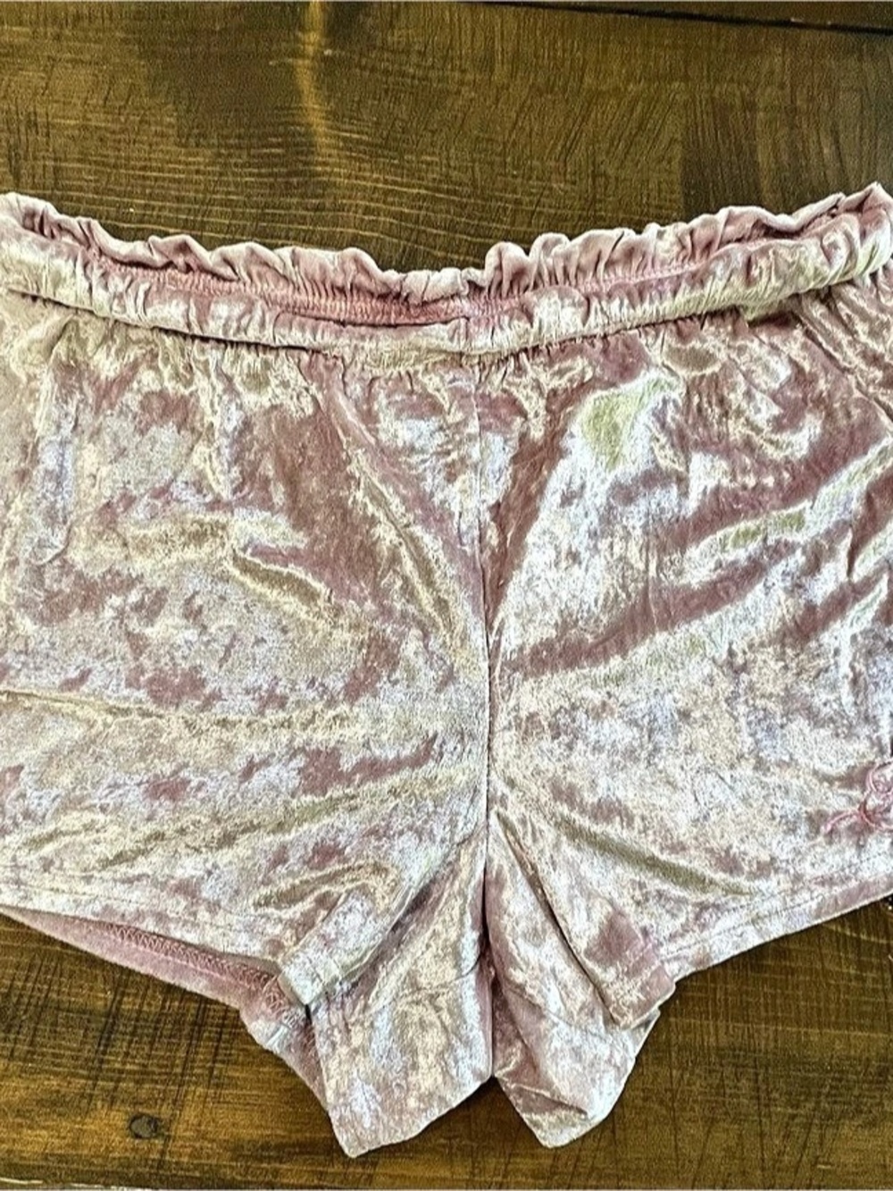 Juicy Couture Velour Athletic Shorts in Pink Small